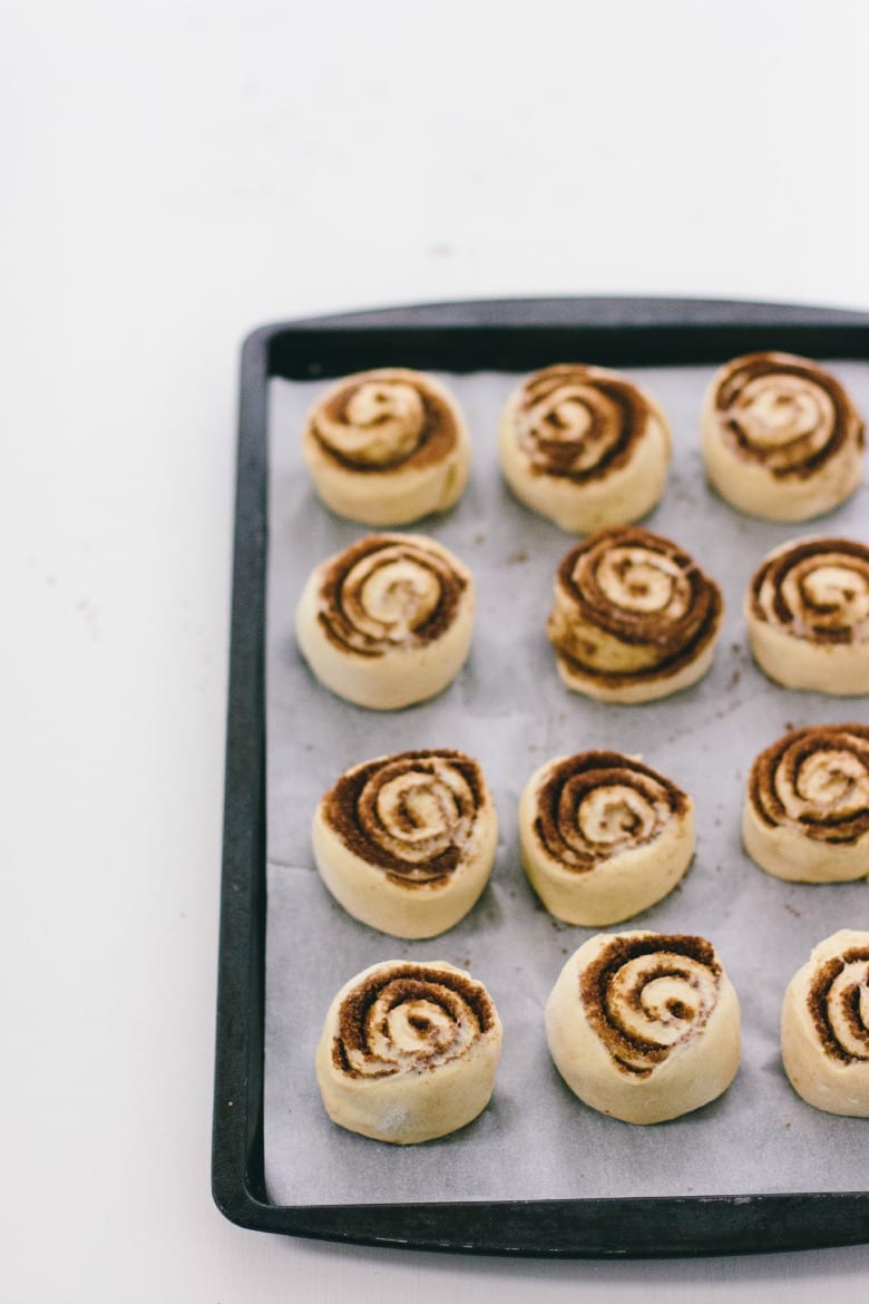 brioche cinnamon rolls with brown butter frosting | wit & delight